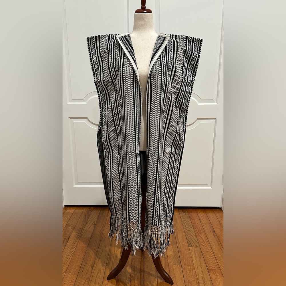 HandLoom long sleeveless vest made in Oaxaca, Méx.